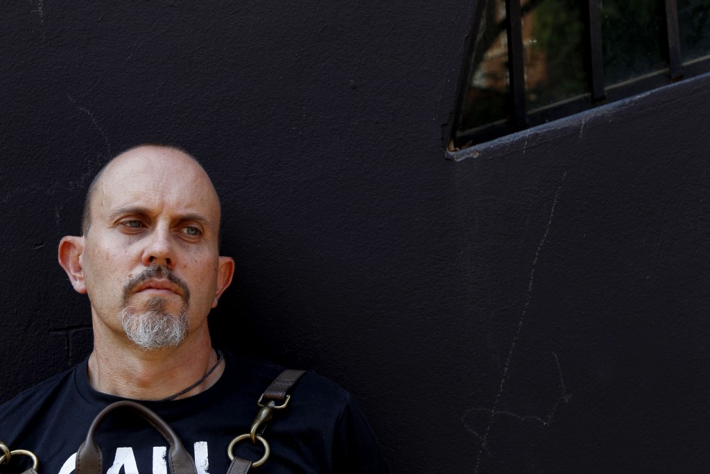 BUESO- EL ESCRITOR GINES SANCHEZ. 10/09/2015